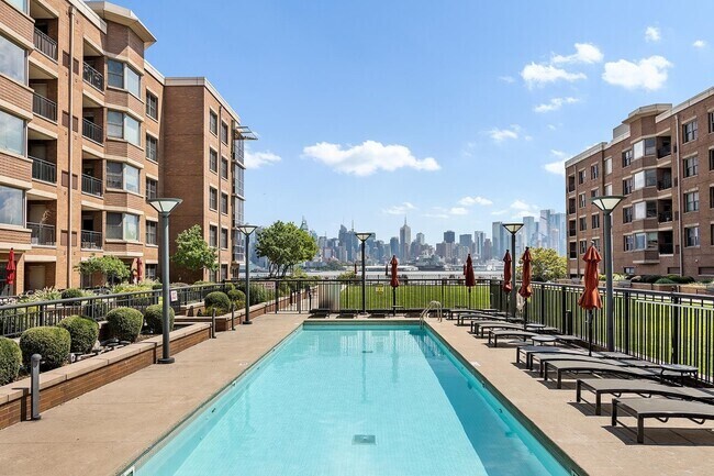 Building Photo - 20 Ave at Port Imperial