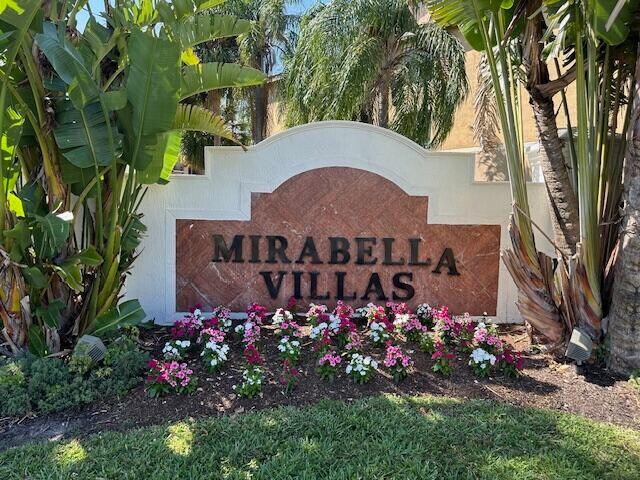 Building Photo - 401 Villa Cir