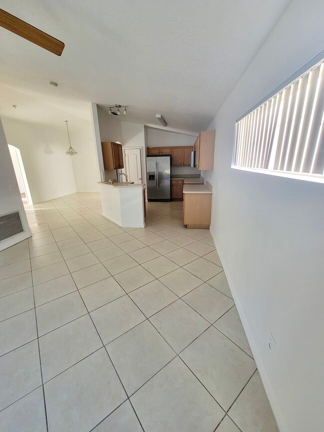 Building Photo - 12750 Sophiamarie Loop