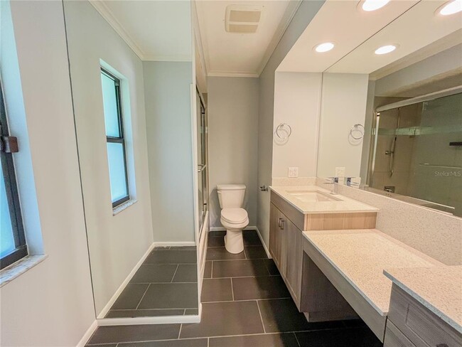 Building Photo - 3502 Sunbeam Dr