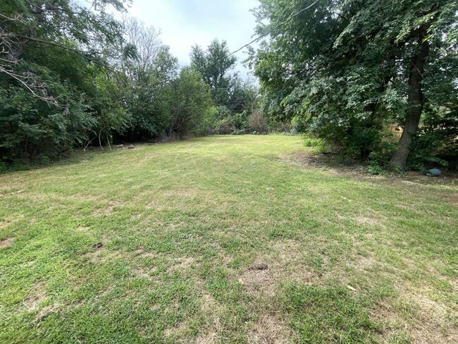 Building Photo - 3 Bedroom plus study, 2 Bathroom Home For ...