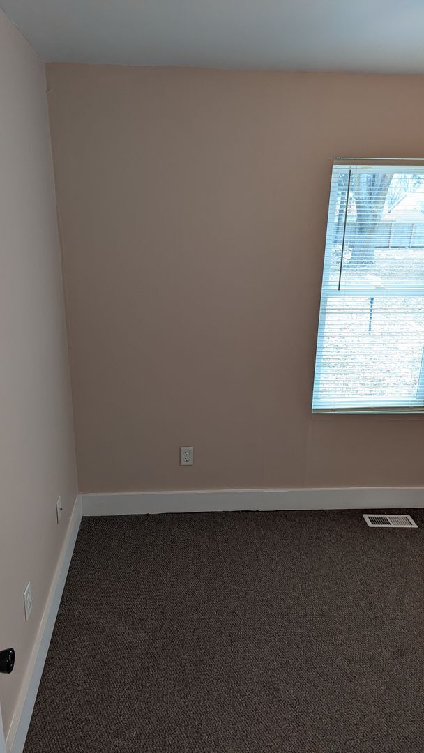 Building Photo - Spacious 2-Bedroom Home Available NOW!