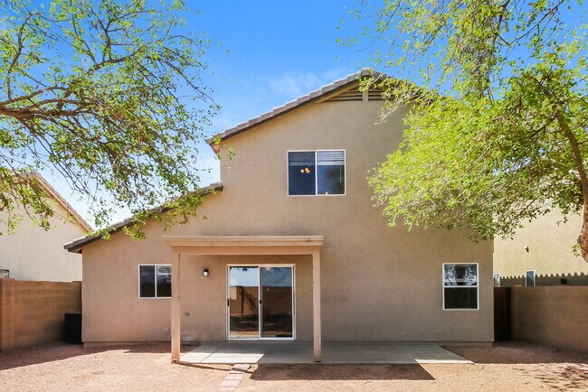 Building Photo - 2324 E San Manuel Rd