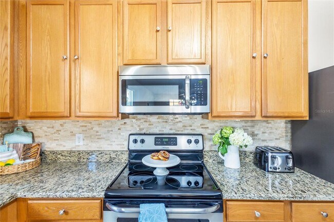 Building Photo - 422 Graystone Blvd