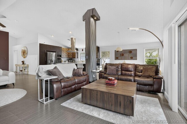 Building Photo - 1504 Lake Breeze Dr