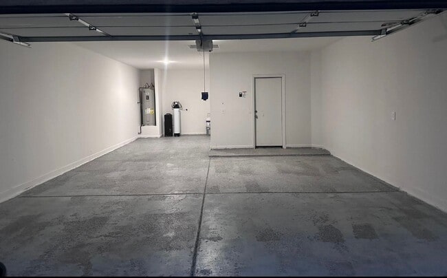 Building Photo - 36672 N Asturian Vly Wy