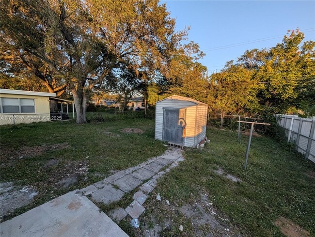 Building Photo - 720 NW 15th Terrace