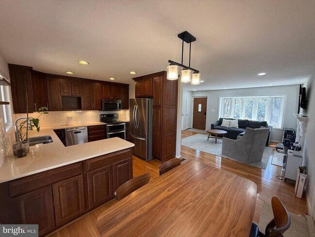 Building Photo - 12026 Waples Mill Rd