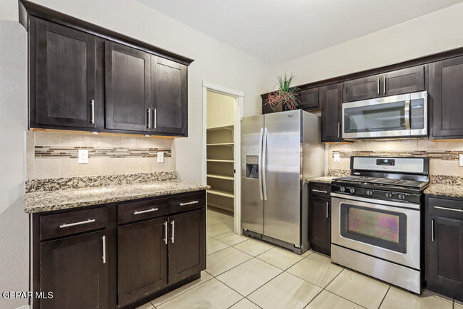 Building Photo - 14729 Oldenberg Ct