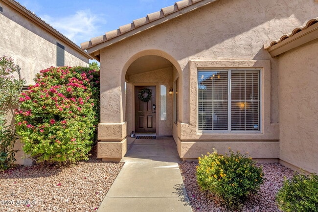 Building Photo - 1216 W Pinon Ave