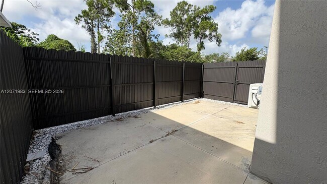 Building Photo - 12948 SW 265th Terrace