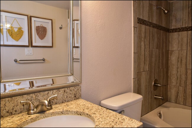 Building Photo - 7229 Canyon Run Dr