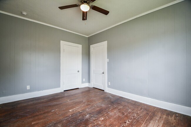 Building Photo - 3319 Holman St