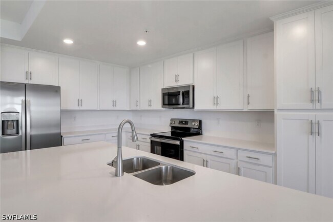 Building Photo - 5749 Double Eagle Cir