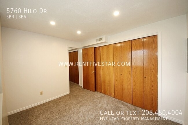 Building Photo - 5760 Hilo Dr