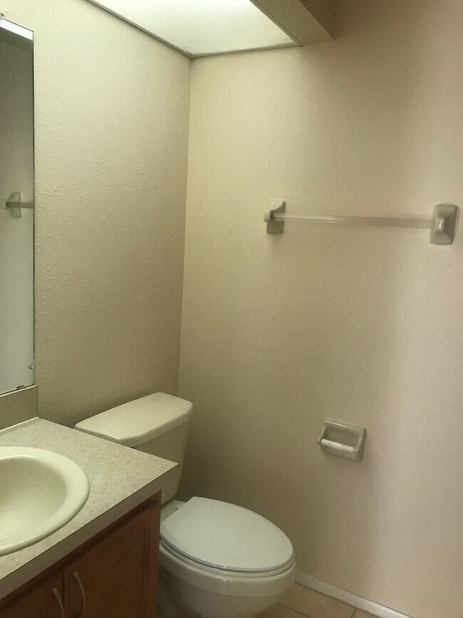 Building Photo - 7523SBD(100)