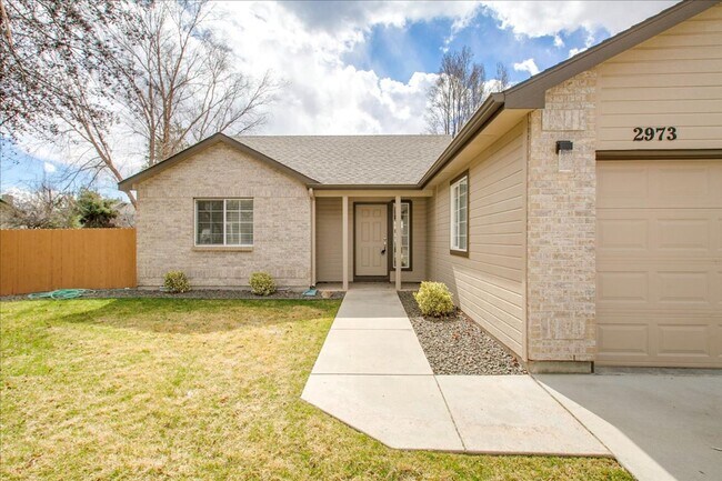 Building Photo - Beautifully Remodeled Home in Northwest Meridian
