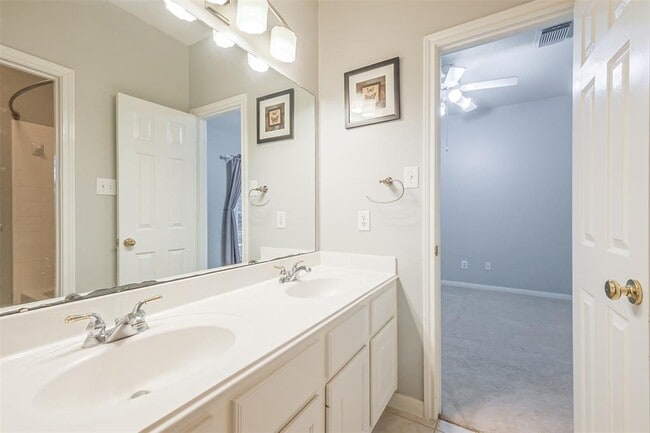 Building Photo - 5506 Langhorne Ct