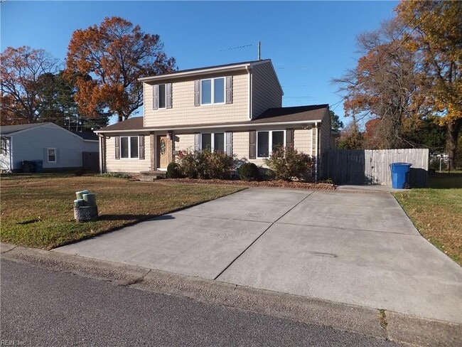 Building Photo - 4420 Clyde St