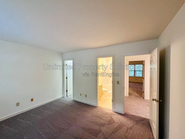 Building Photo - 5813 Wrightsville Ave