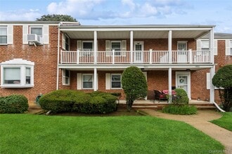 Building Photo - 260-40-260-74 74th Ave