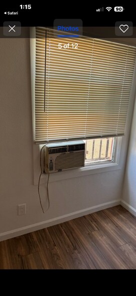 Building Photo - 8619 Bennett Ave