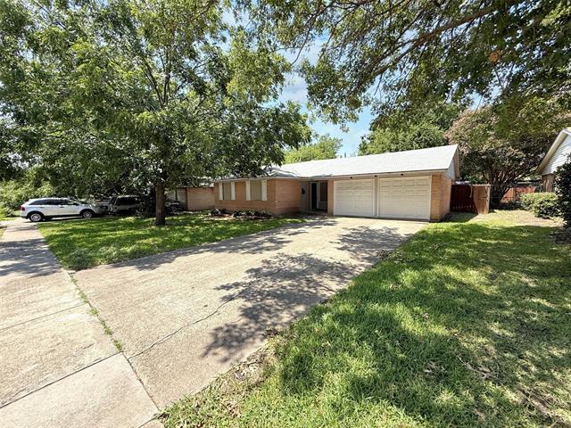 Building Photo - 3533 Antilles Dr