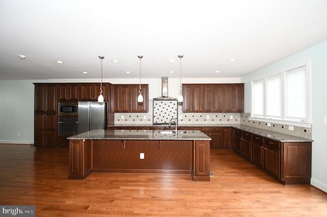 Building Photo - 14823 Wootton Manor Ct
