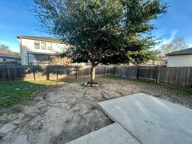 Building Photo - 1305 Sunflower Ln