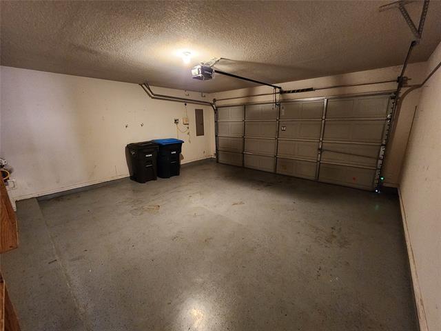 Building Photo - 3216 Chesington Dr