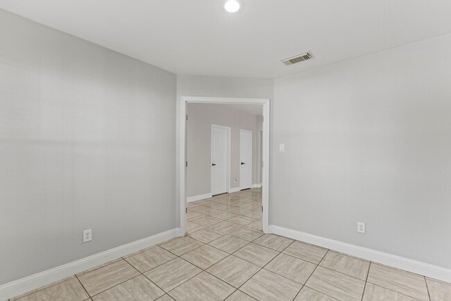 Building Photo - 14138 Concord Meadow Ln