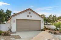 Building Photo - "Charming 2-Bed, 2-Bath Retreat in Menifee's Heart – Cozy Living Awaits!"