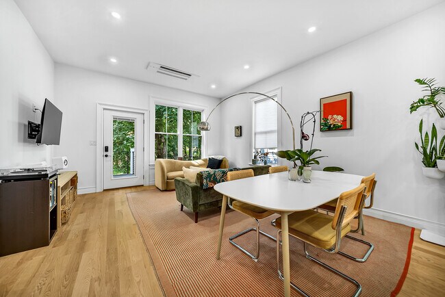 Building Photo - 57 Grampian Way