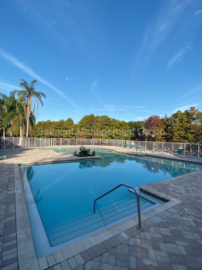 Building Photo - 4630 Commander Dr