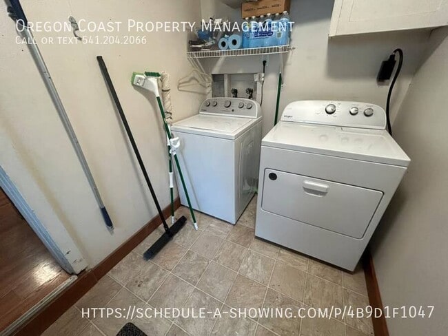 Building Photo - 1410 4th St