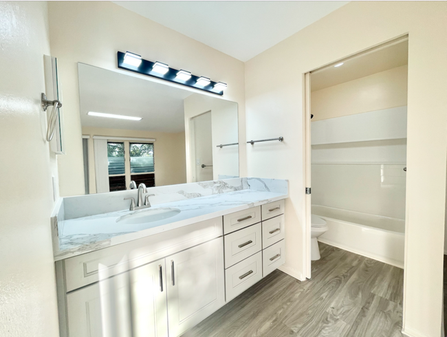 Building Photo - 98-1421 Kaahumanu Street