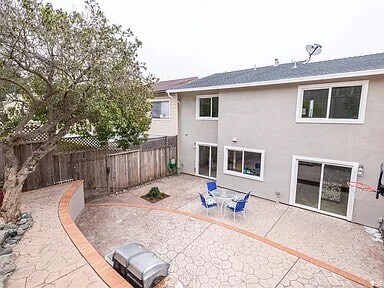 Building Photo - 49 Saint Michaels Ct