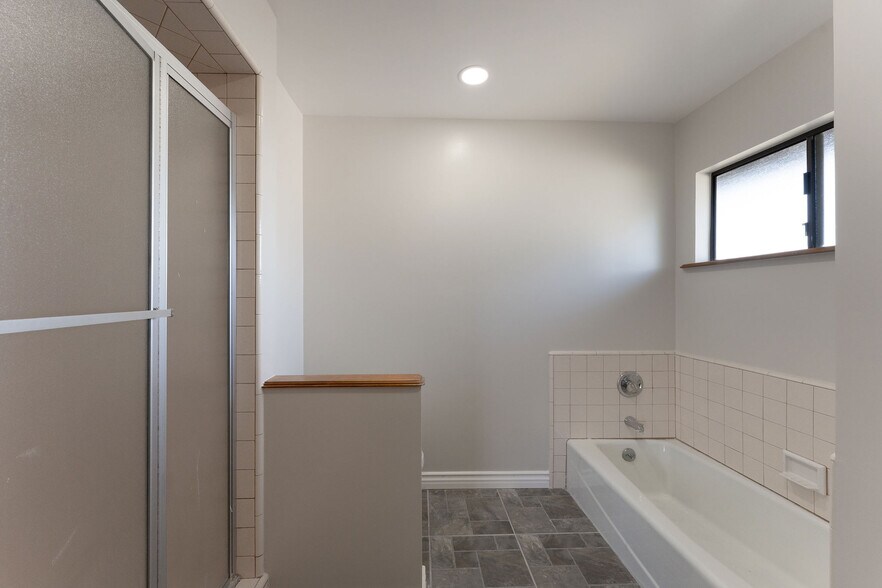 Building Photo - 20227 Lake Canyon Dr