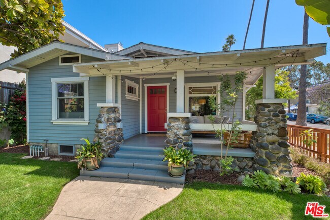 Primary Photo - 600 San Juan Ave