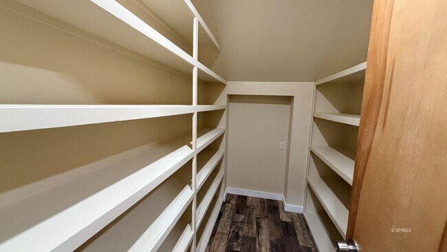 Building Photo - 54141 Pine Crest Ave