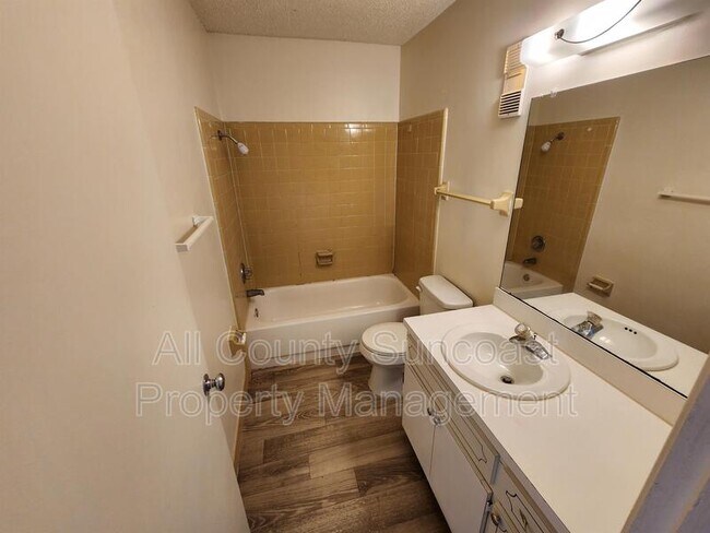 Building Photo - 1830 Dr M.L.K. Jr St N