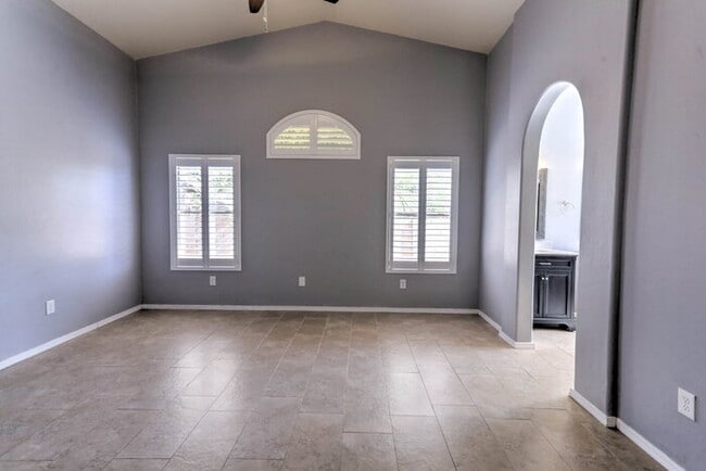 Building Photo - Rancho Sahuarita