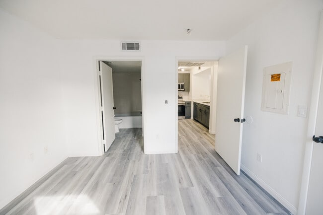 Building Photo - 2300 E Silverado Ranch Blvd