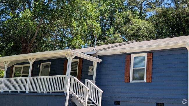 Building Photo - 540 Stell Rd