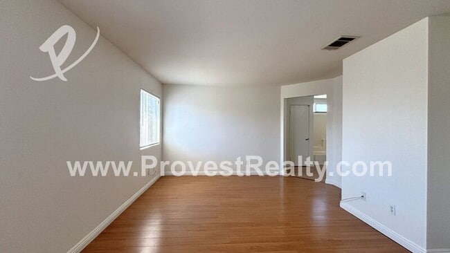 Building Photo - 15142 Foal Ct