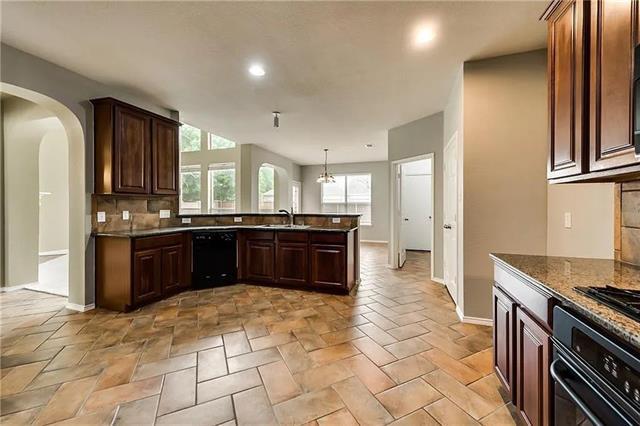 Building Photo - 9304 Regal Oaks Dr
