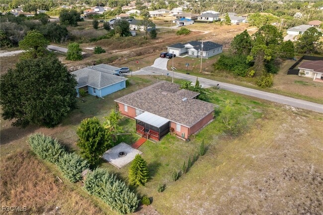 Building Photo - 2613 39th St SW