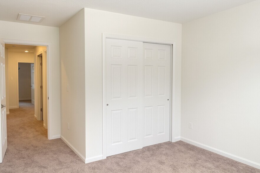 Building Photo - 98 Pittman Ct