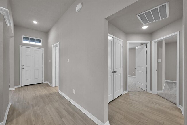 Building Photo - 14367 N Summerchase Cir