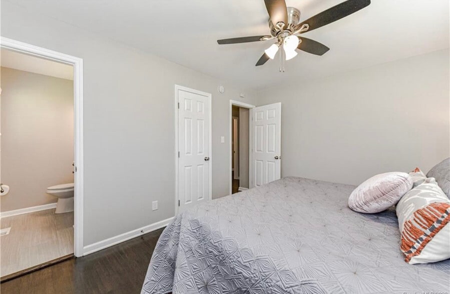 Building Photo - 4201 Seaforth Dr